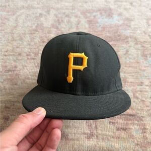 New Era Black Fitted Cap Pittsburg Pirate